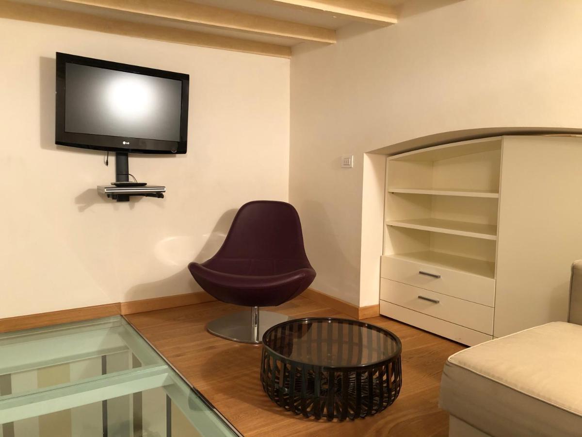 La Casina In Burlamacchi Milan Extérieur photo