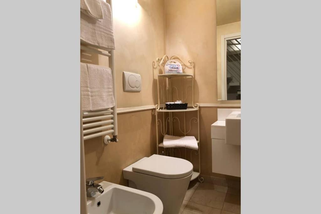 La Casina In Burlamacchi Milan Extérieur photo